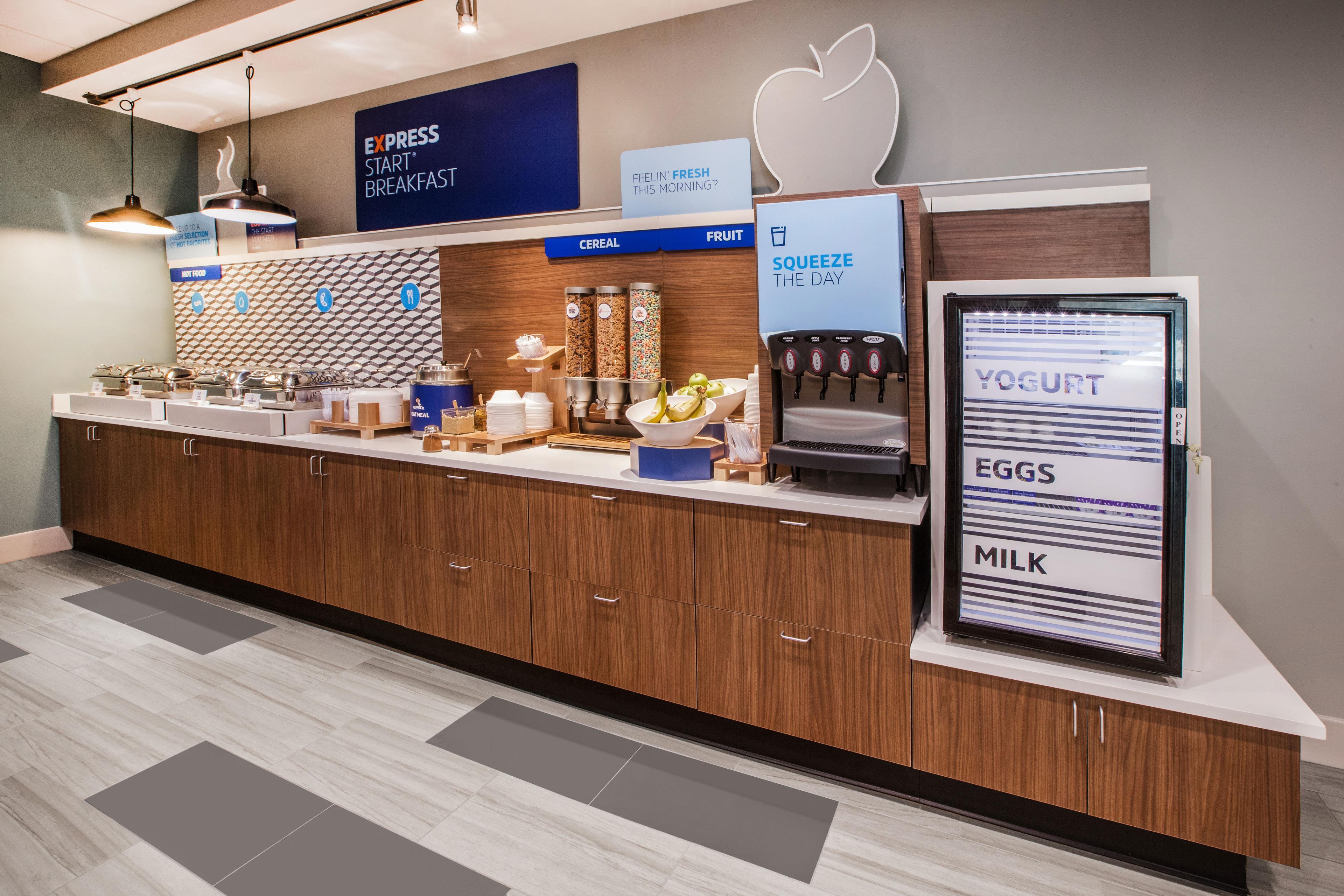 Holiday Inn Express Hotel & Suites Atlanta Buckhead By Ihg Buitenkant foto