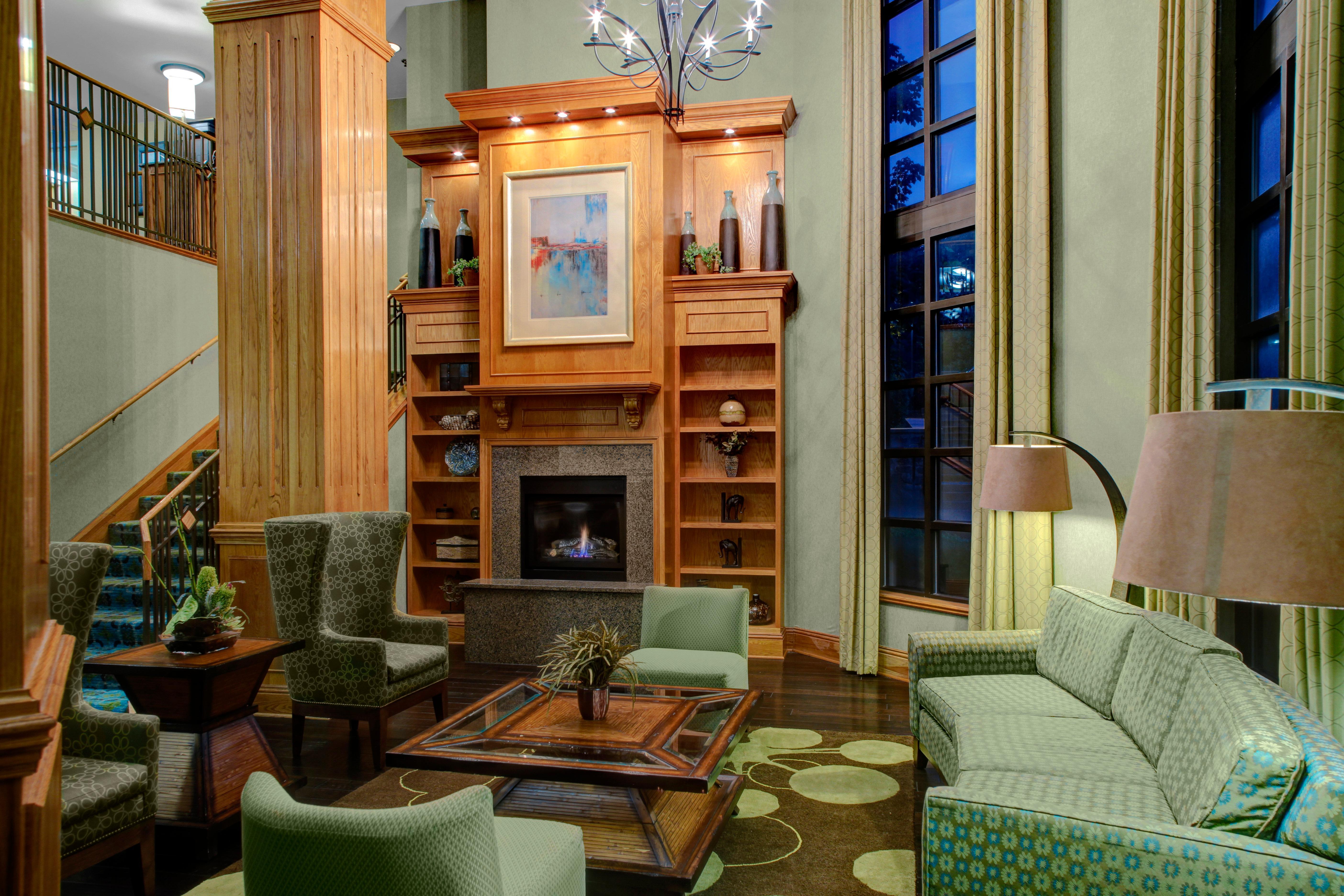 Holiday Inn Express Hotel & Suites Atlanta Buckhead By Ihg Buitenkant foto
