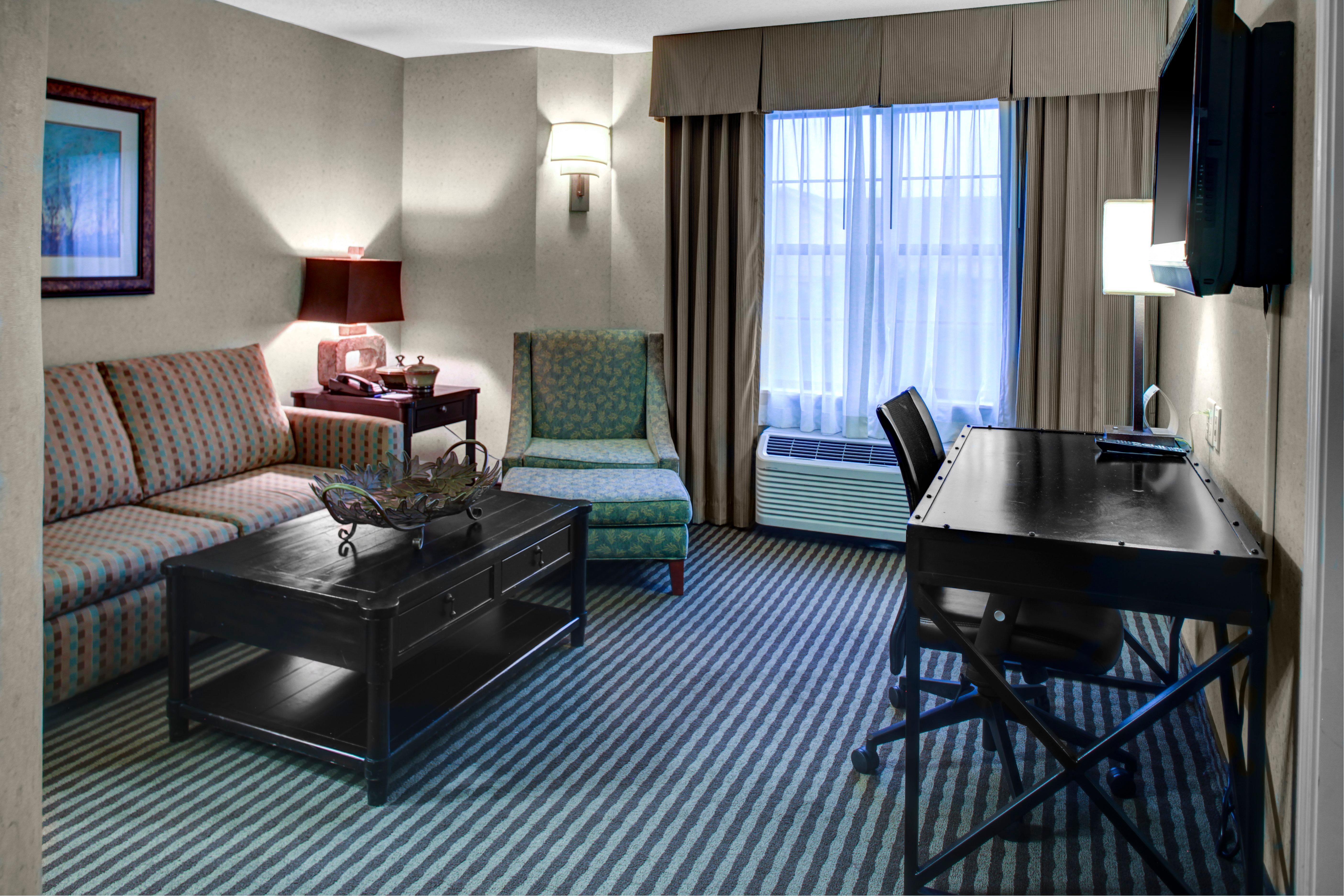 Holiday Inn Express Hotel & Suites Atlanta Buckhead By Ihg Buitenkant foto