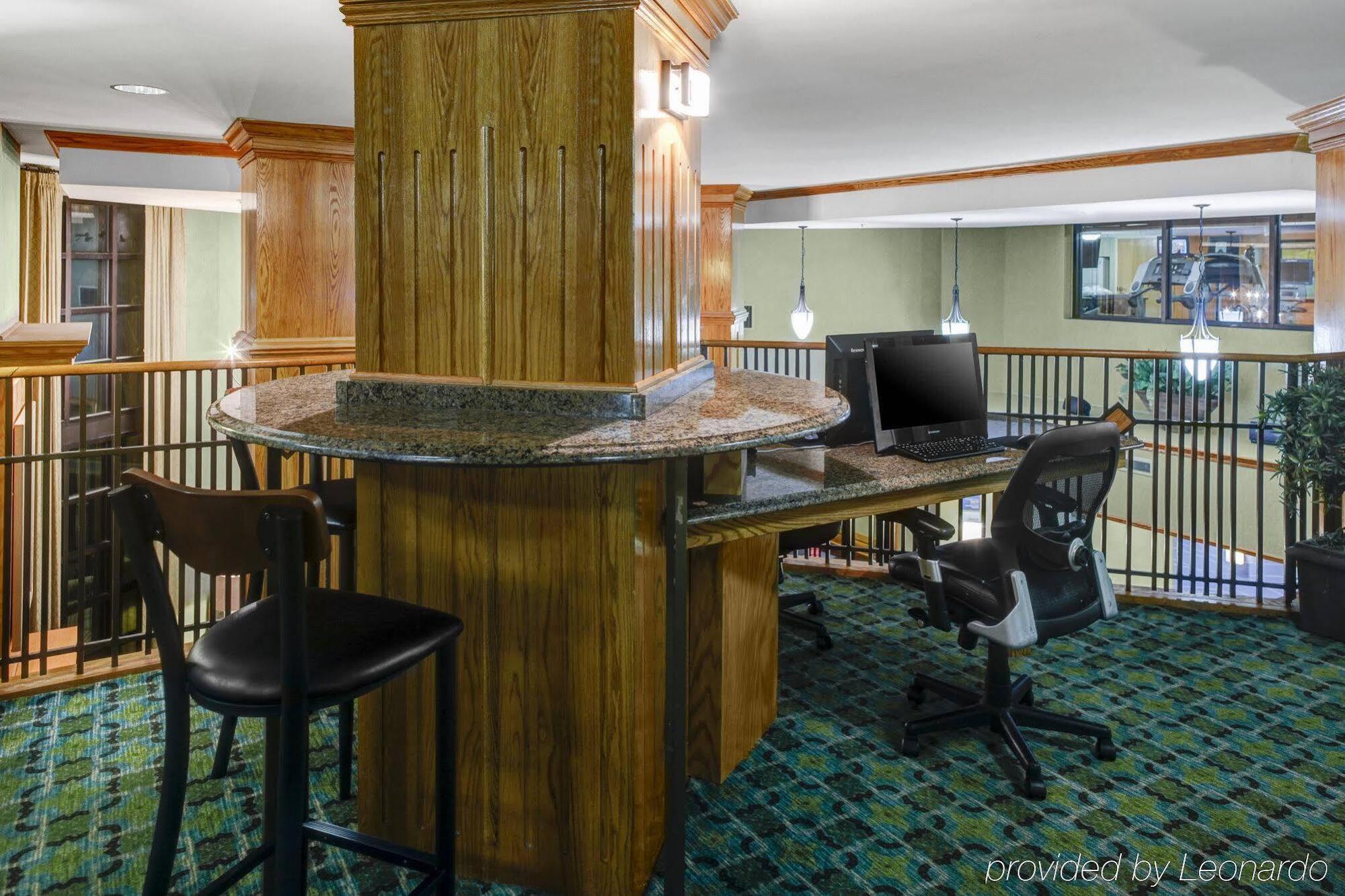 Holiday Inn Express Hotel & Suites Atlanta Buckhead By Ihg Buitenkant foto